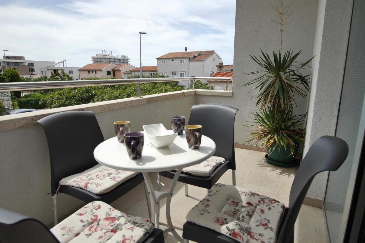Luxury Mario Migros * Makarska